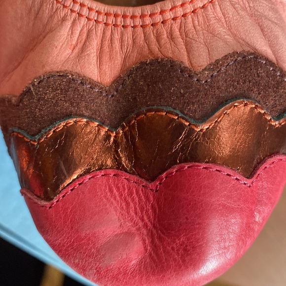 Lanvin Ballet with Scallop Detail - Picture 6 of 9